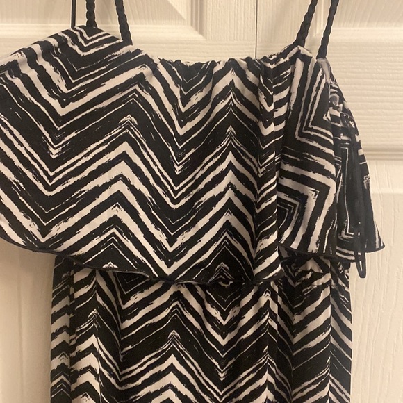 J Valdi black and white maxi dress size XL - Picture 3 of 4